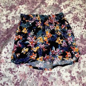 Floral flowy shorts